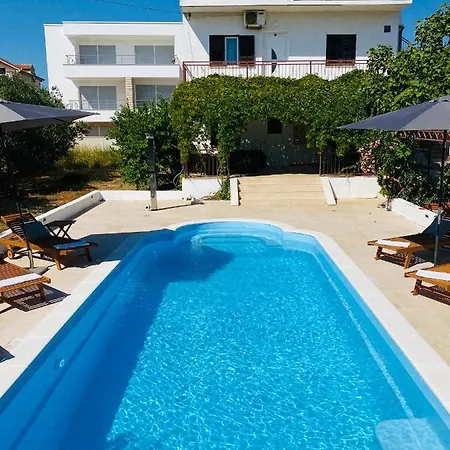 Villa Marija Apartment Appartement Pirovac