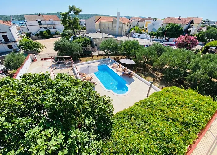 Villa Marija Apartment * פירובאץ