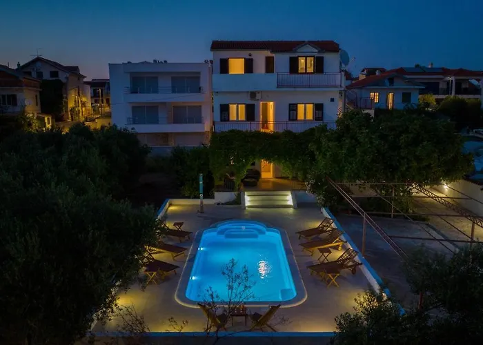 Villa Marija Apartment דירה פירובאץ